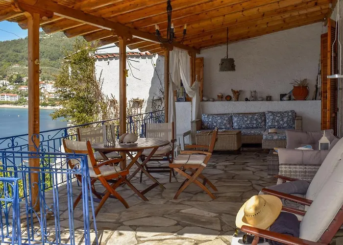 בית נופש Sea Frame העיירה סקיאתוס